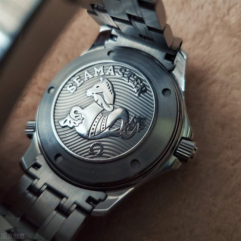 歐米茄的海馬300腕表在什么水平？為什么適合新手選擇-復(fù)刻表