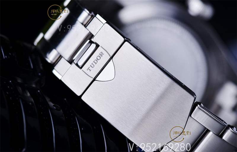 ZF廠帝舵M79030碧灣海軍藍(lán)復(fù)刻表做工怎么樣-復(fù)刻表