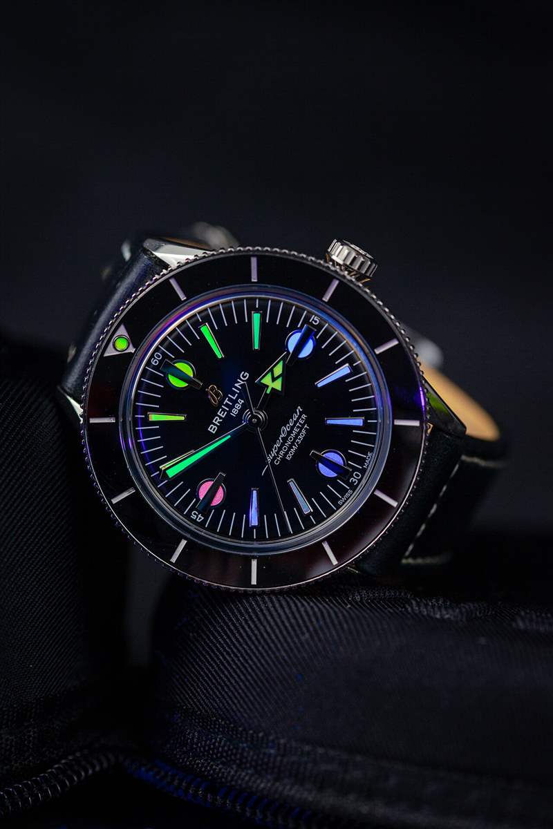 百年靈超級(jí)海洋文化系列限量版彩色時(shí)標(biāo)腕表評(píng)測(cè)-復(fù)刻表