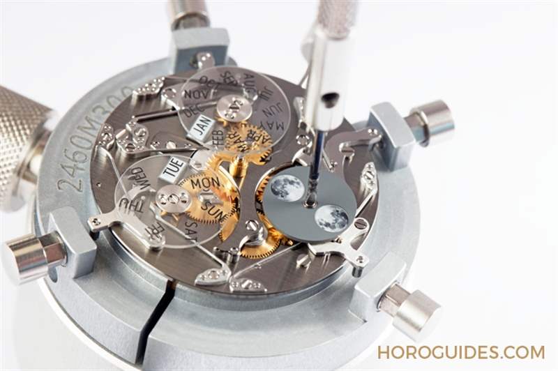 穿透面盤直視沉穩(wěn)閃耀的機芯運轉(zhuǎn)｜江詩丹頓Traditionnelle全日歷鏤雕腕表-復(fù)刻表