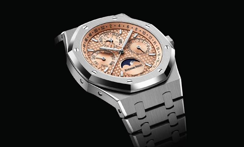 鮭魚面、鈦金屬表殼!愛彼皇家橡樹萬(wàn)年歷限量版走出日本,全球發(fā)行-復(fù)刻表