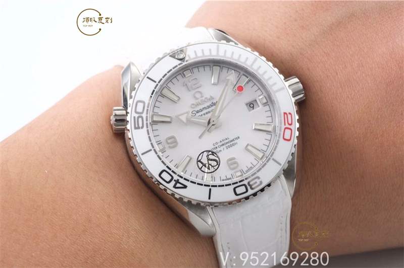 VS廠歐米茄海馬600棒棒糖陶瓷女表東京2020限量版做工怎么樣-復(fù)刻表