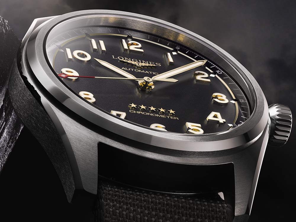 真力時(shí)天頂計(jì)時(shí)大師運(yùn)動(dòng)金牌-浪琴精神鈦-復(fù)刻表