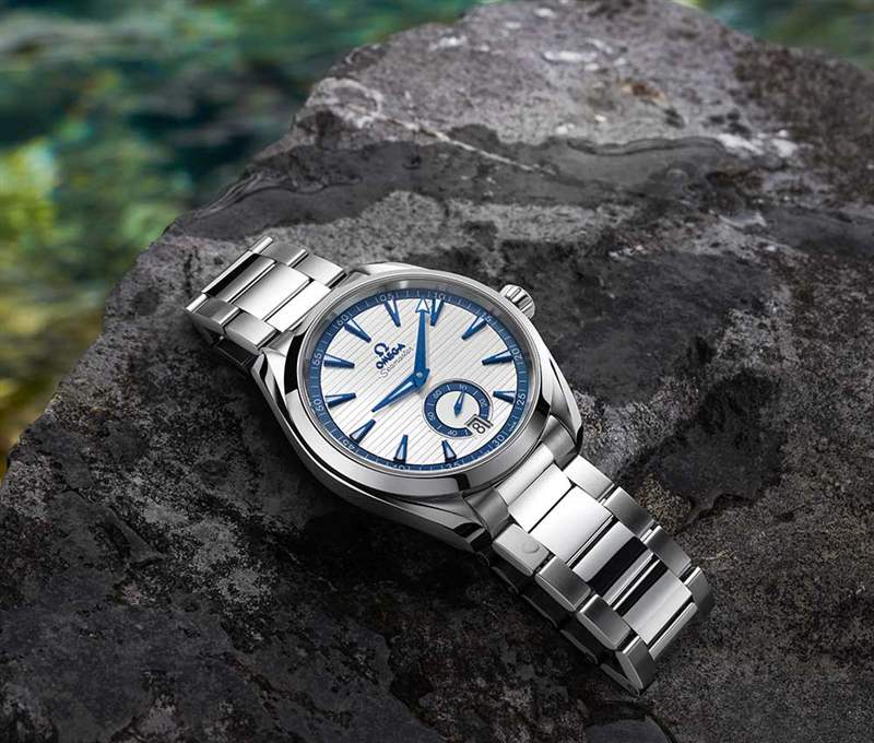 歐米茄海馬系列大地小秒針，在陸地和海洋之間-復刻表