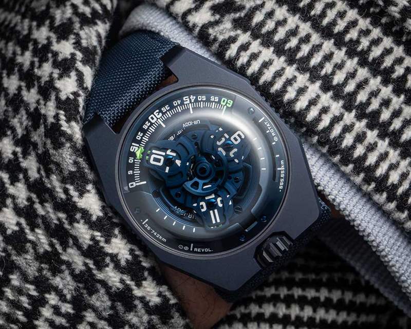 URWERK UR-100V “藍(lán)色星球”-叛亂 RE-VOLT CHRONO-復(fù)刻表