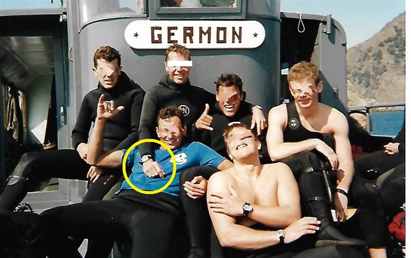 兩位原始所有者都鐸海軍陸戰(zhàn)隊(duì)國家潛艇手的故事-復(fù)刻表