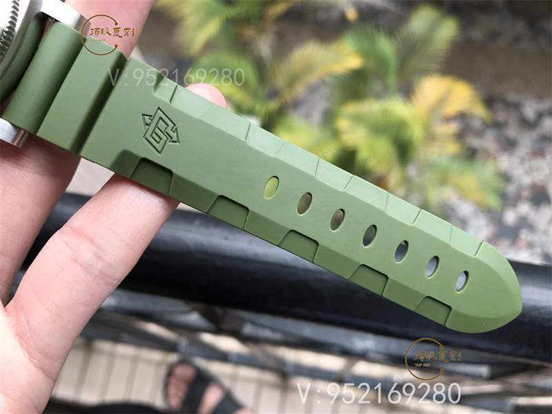 VS廠沛納海pam1055綠海魂復(fù)刻做工怎么樣,別具一格的軍綠色-復(fù)刻表