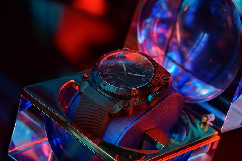 漢米爾頓x《信條》電影聯(lián)名深潛鈦金限量888枚腕表-復(fù)刻表