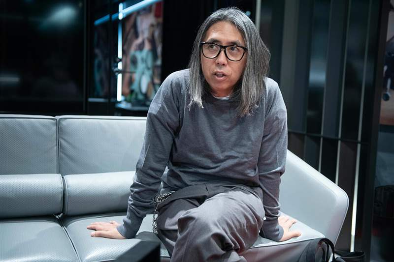 泰格豪雅 x Fragment聯(lián)名設(shè)計(jì)Heuer 02計(jì)時碼表-復(fù)刻表