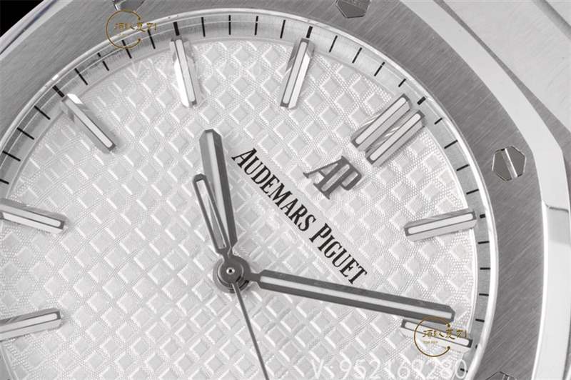 ZF廠AP愛彼15500皇家橡樹白色表盤復(fù)刻表做工怎么樣-復(fù)刻表