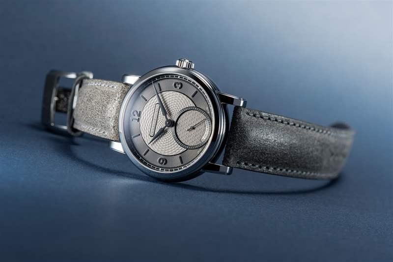 芬蘭小眾手表Kari Voutilainen的Schwarz Etienne Roma Synergy獨特紋路手表-復刻表