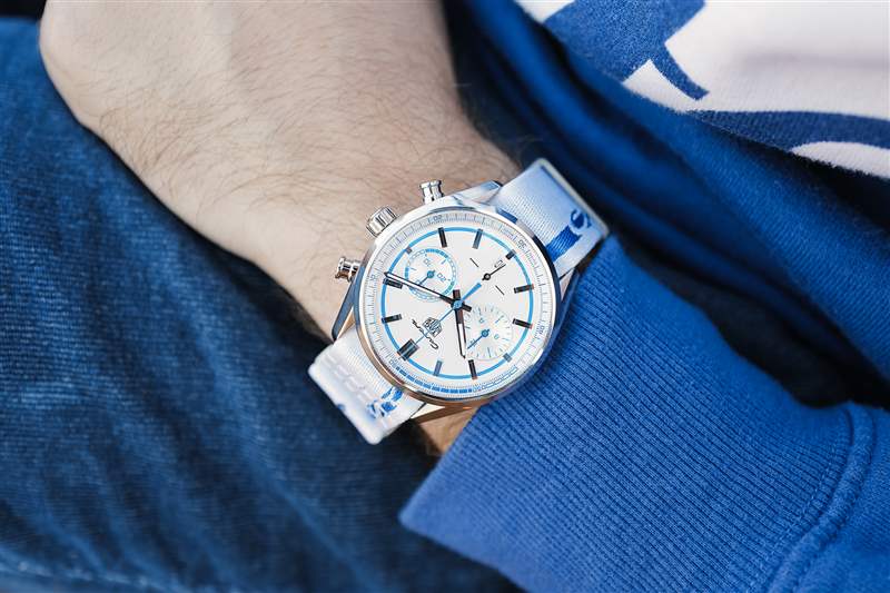 介紹Carrera Fusion：泰格豪雅的最新 LE 將經(jīng)典保時捷 911 Carrera RS 2.7 變成手表-復(fù)刻表