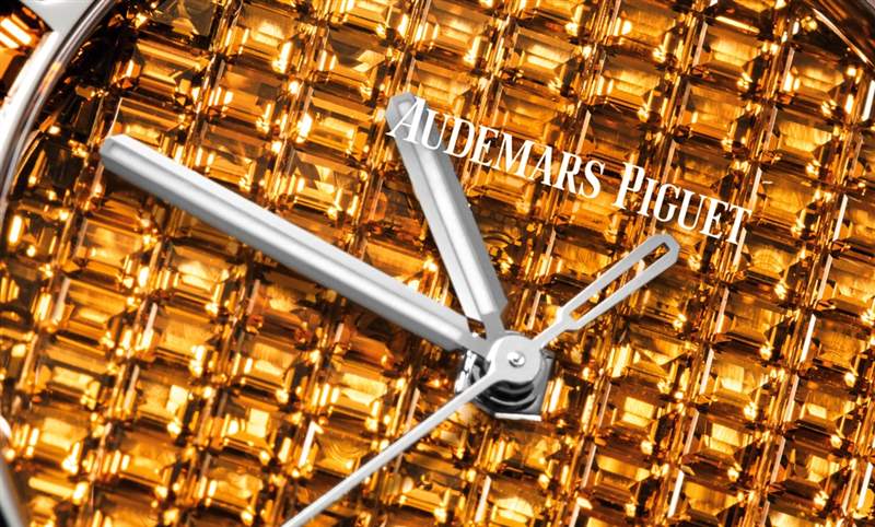 10種寶石上陣！款款都是主角｜愛彼皇家橡樹系列自動上鏈腕表白金款-復刻表