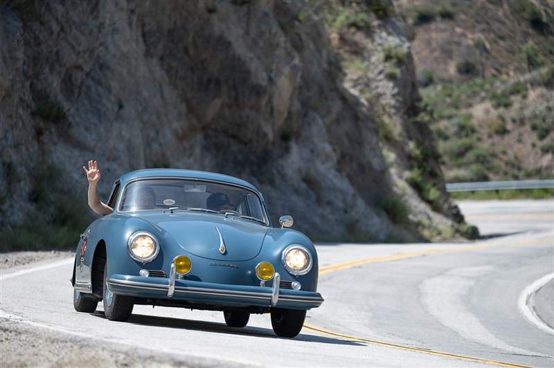 駕駛California Mille 復古跑車拉力賽的一天,佩戴蕭邦腕表 駕駛California Mille 復古跑車拉力賽的一天,佩戴蕭邦腕表-復刻表