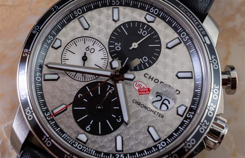 駕駛California Mille 復古跑車拉力賽的一天,佩戴蕭邦腕表-復刻表