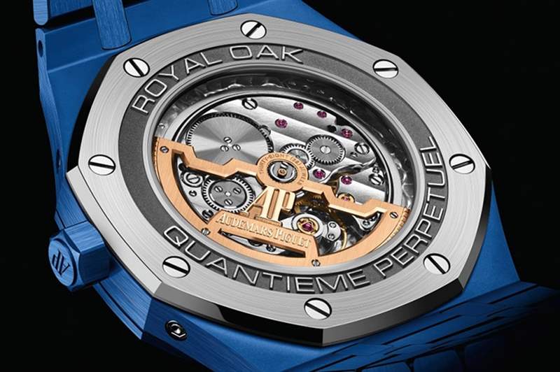 愛彼AUDEMARS PIGUET的陶瓷色彩張力,如何刷新Royal Oak皇家橡樹系列經(jīng)典印象?-復刻表