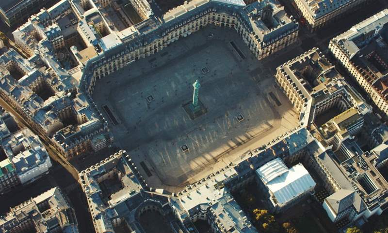 華麗變奏，盡顯1990年代豐繁美學|CHANEL Première限定腕表系列-復刻表