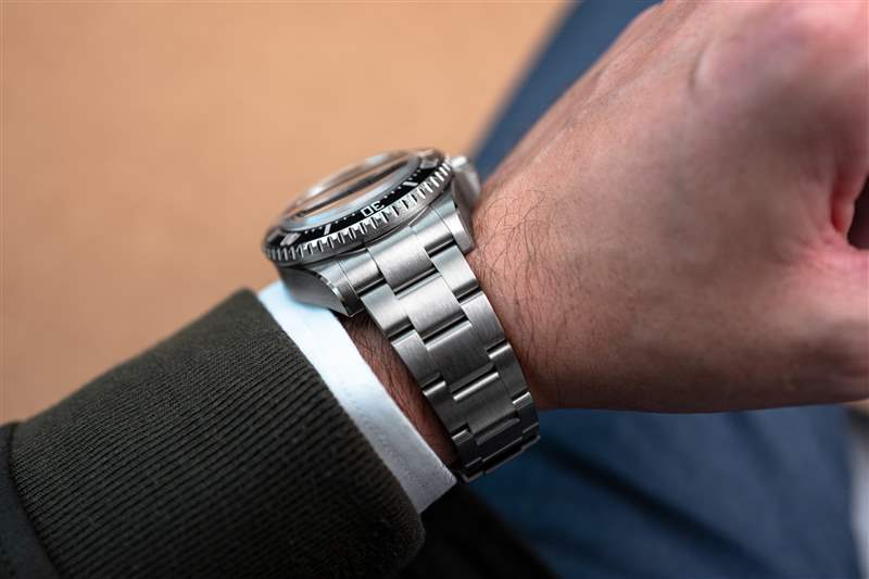 勞力士推出首款鈦金屬手表打破了防水記錄（我們有獨家現場照片）-復刻表