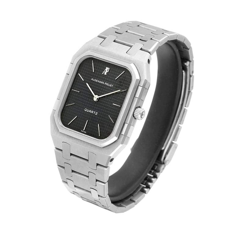 AP皇家橡樹手表竟有不同形狀長(zhǎng)方形表殼太奇特生產(chǎn)10年遭叫停-復(fù)刻表