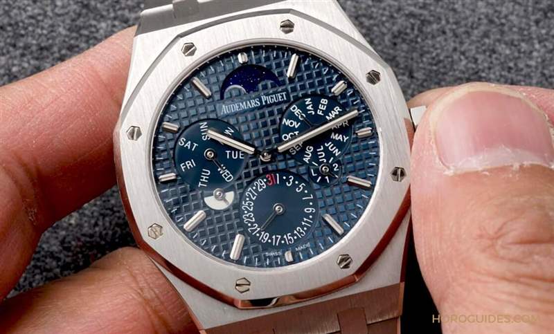 世界最薄萬年歷駕到愛彼皇家橡樹RD#2-復(fù)刻表