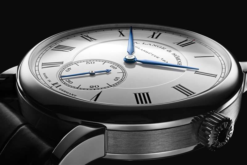 A. Lange & S?hne推出全新三問(wèn)報(bào)時(shí)腕表-復(fù)刻表