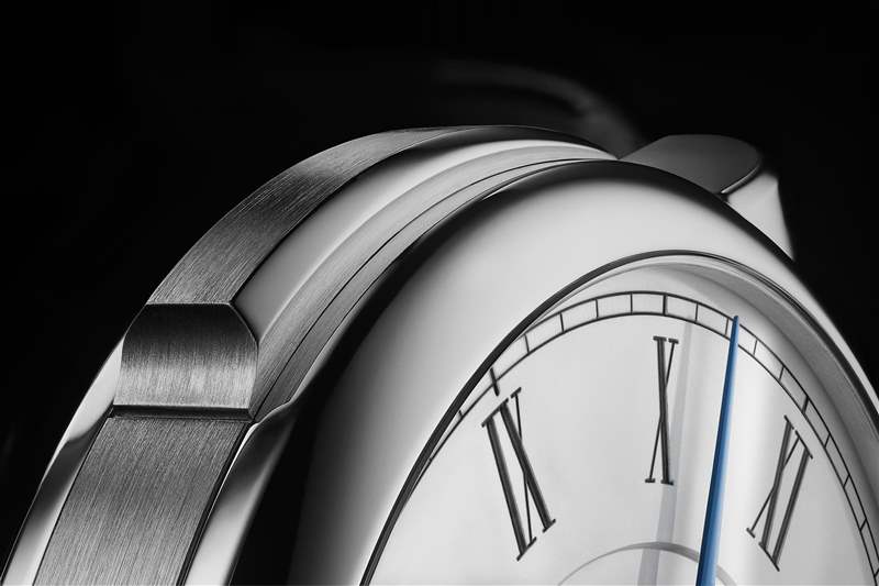 A. Lange & S?hne推出全新三問(wèn)報(bào)時(shí)腕表-復(fù)刻表