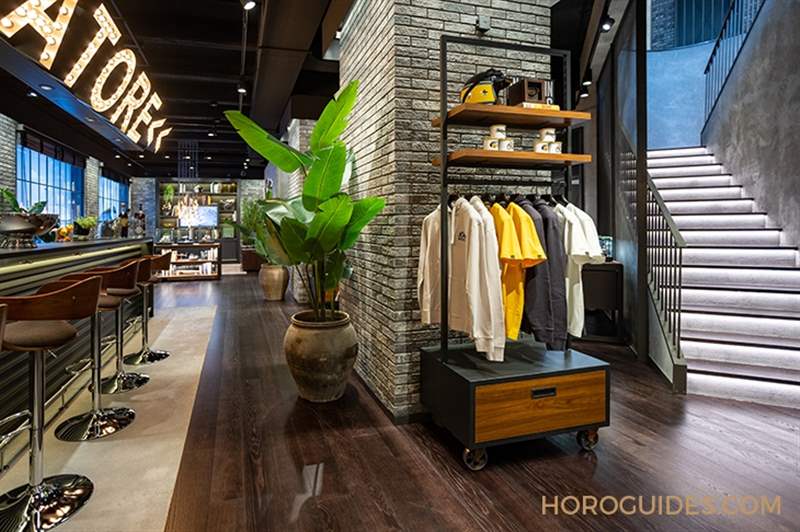 百年靈Top Time Deus強勢回歸，詮釋現代游人文化-復刻表