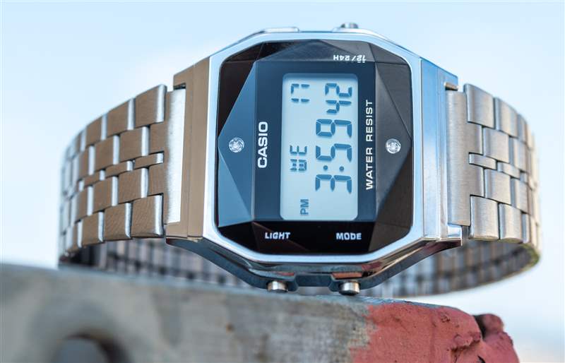 卡西歐A159WAD-1D手表評論:您應該購買史上最便宜的鑲鉆手表嗎?-復刻表