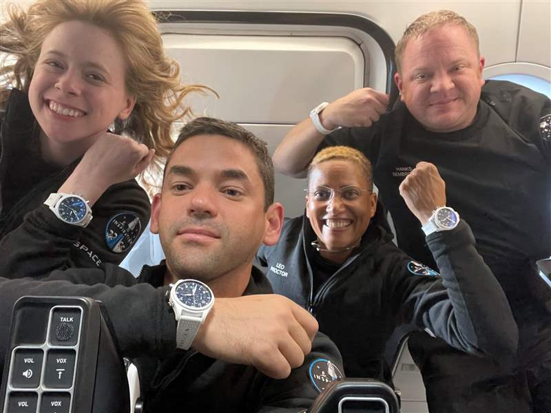 拍賣忘掉杰夫·貝索斯吧，這位億萬富翁的太空使命——以及隨之而來的手表-復刻表