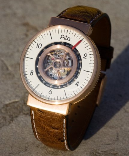 皮塔巴塞羅那旋轉木馬手表-復刻表