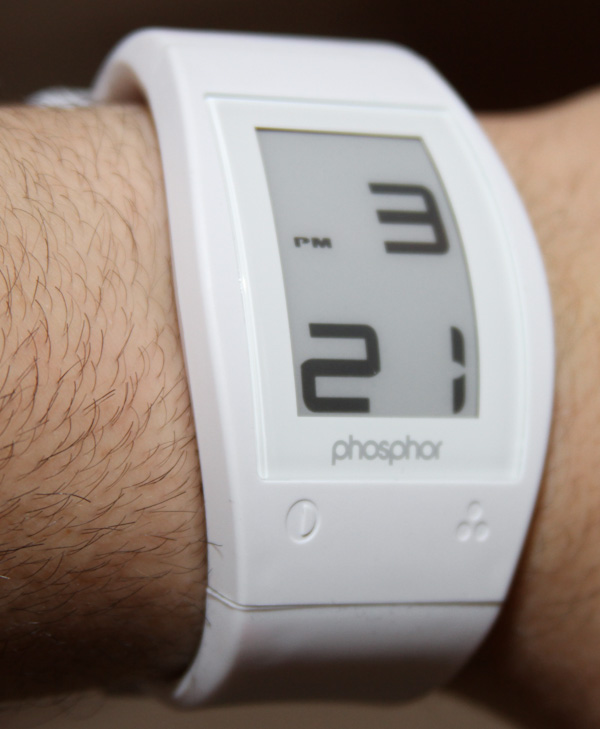 熒光粉世界時(shí)間運(yùn)動(dòng)電子墨水手表評論-復(fù)刻表