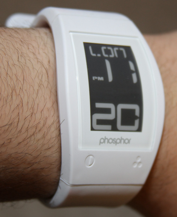 熒光粉世界時(shí)間運(yùn)動(dòng)電子墨水手表評論-復(fù)刻表