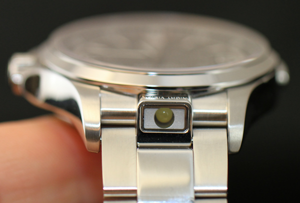 瑞士軍隊Victorinox夜視手表評論-復(fù)刻表