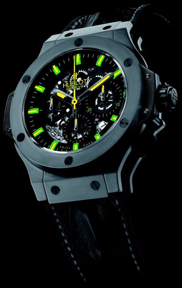 為建筑師奧斯卡·尼邁耶設計的Hublot Big Bang腕表-復刻表