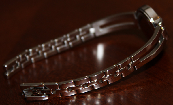 公民生態驅動女士剪影手鐲EW9990-54E手表評論-復刻表