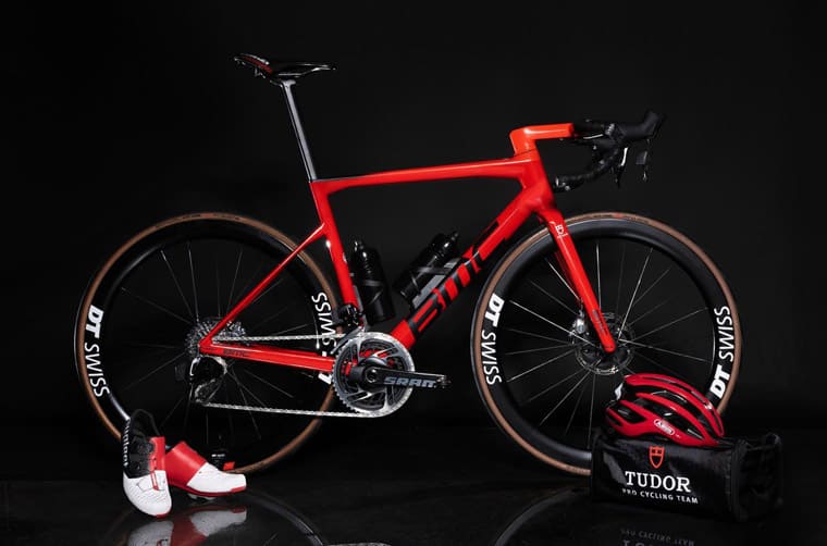 帝舵自行車隊(duì)摘下隊(duì)史首座職業(yè)賽冠軍車手戴特制Black Bay領(lǐng)獎-復(fù)刻表