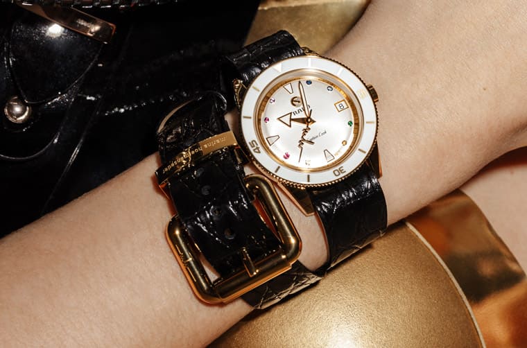 雷達(dá)表與好萊塢設(shè)計師聯(lián)手打造庫克船長心跳聯(lián)名表-復(fù)刻表