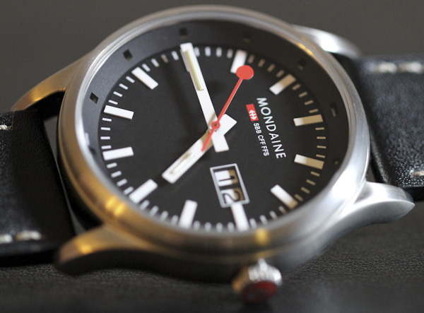 Mondaine男士夜視氚運(yùn)動手表評論-復(fù)刻表