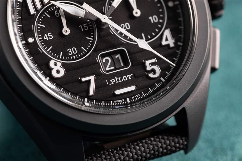 真力時(shí)推出全新Pilot系列,配備Pilot Automatic和Pilot Big Date Flyback-復(fù)刻表