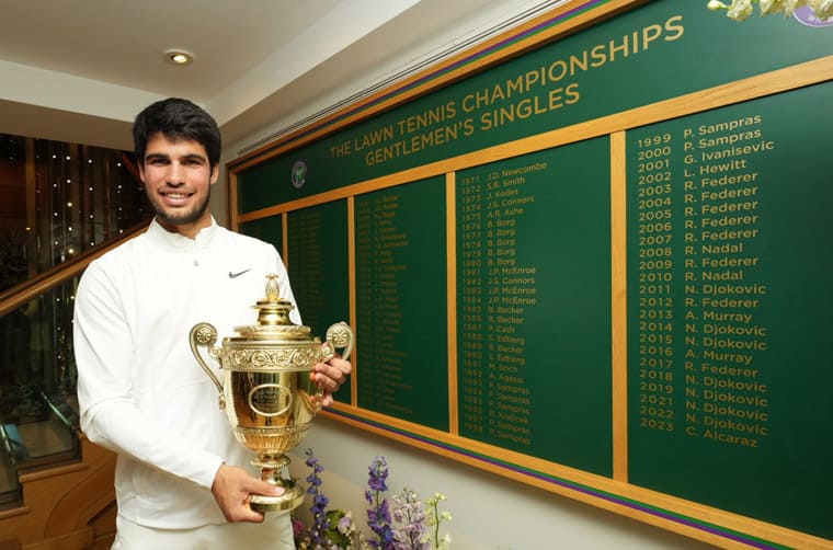 2023溫網男單冠軍出爐喬科維奇和“小蠻?！盇lcaraz秀出厲害名表-復刻表