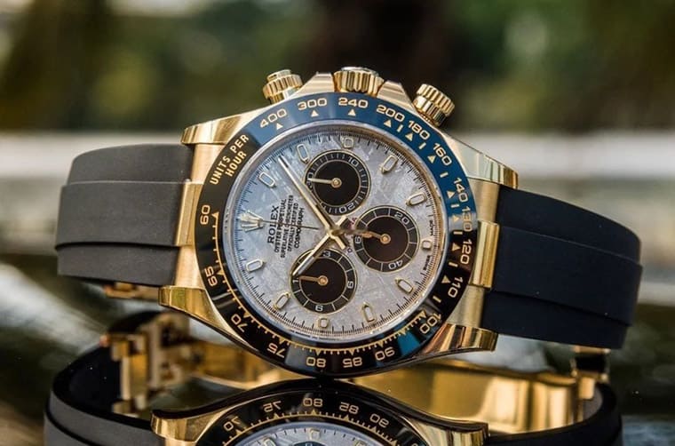 2023溫網男單冠軍出爐喬科維奇和“小蠻?！盇lcaraz秀出厲害名表-復刻表