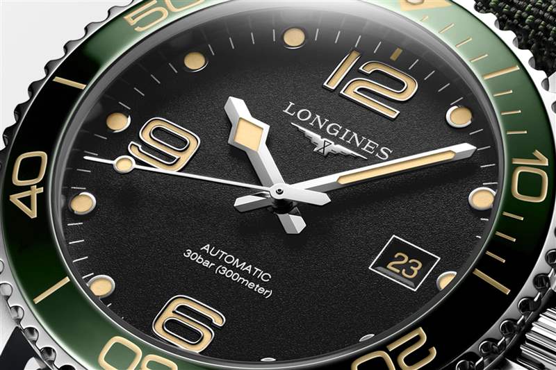 『新表』浪琴推出HydroConquest 41mm潛水腕表新作：綠色表圈+黑色表盤-復(fù)刻表