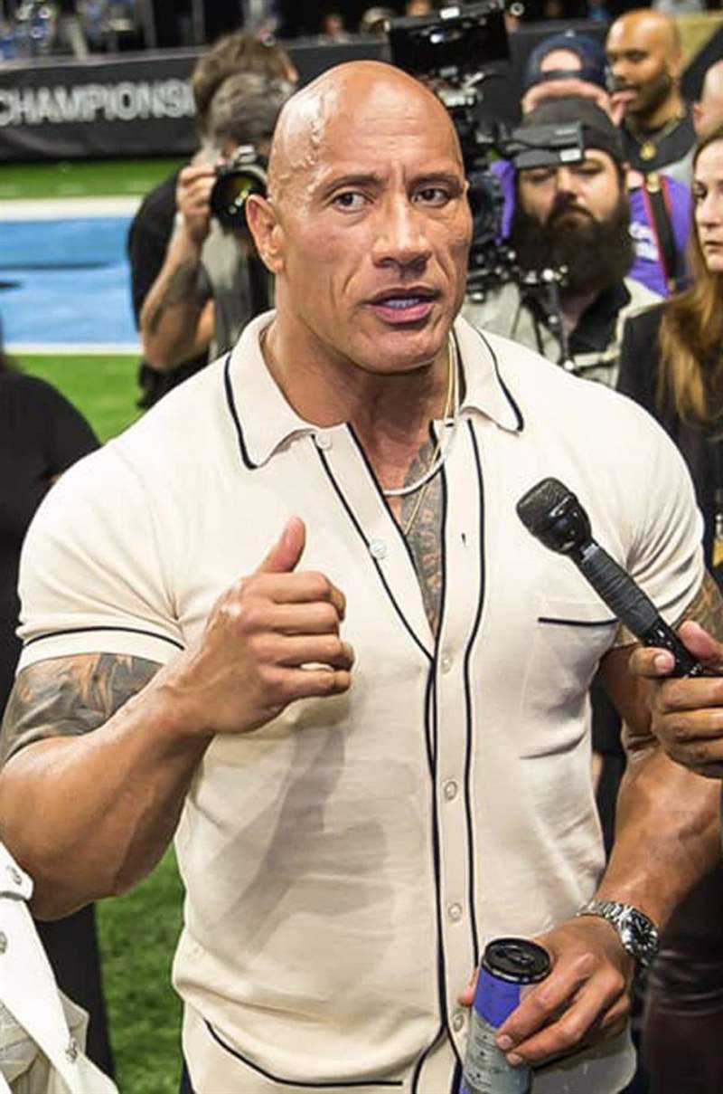 AP皇家橡樹、PP金鷹之外，最近超多名人也愛這款-復(fù)刻表