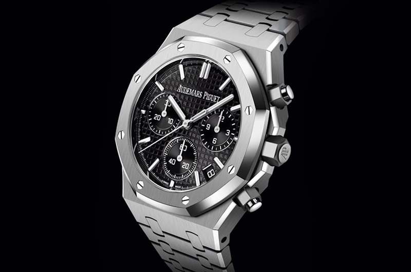 AP皇家橡樹最新行情出爐愛彼自動計時碼表一年前后價格縮水4成-復(fù)刻表