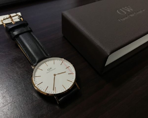 DW和CK手表哪個好一點(DW和CK手表哪個牌子大)-復刻表