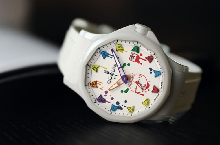 昆侖表海軍上將小三針以陶瓷表殼結(jié)合涂鴉藝術(shù)揮灑現(xiàn)代風(fēng)格-復(fù)刻表