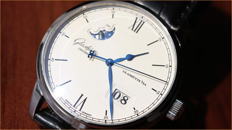 格拉蘇蒂原創和宇聯哪個好(格拉蘇蒂原創和宇聯哪個檔次高)-復刻表