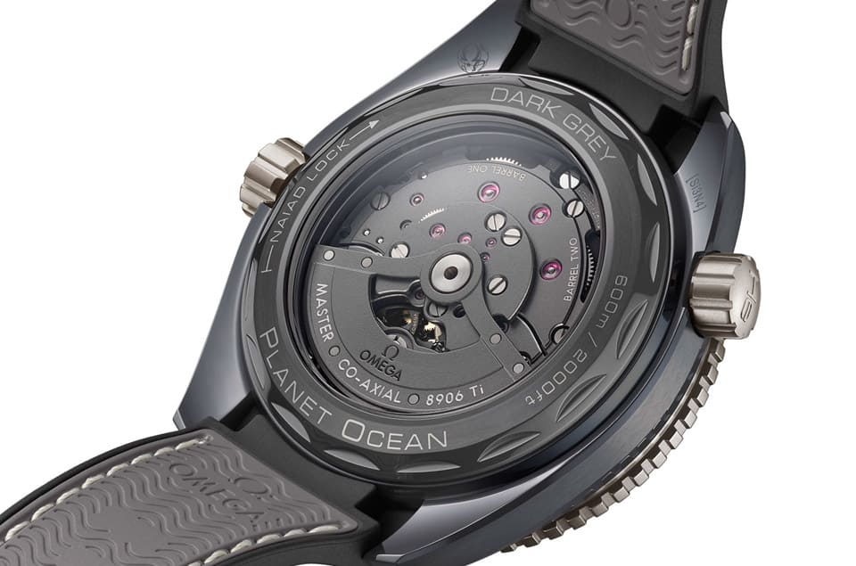 歐米茄Planet Ocean潛水表出灰色陶瓷版本新成分比鋯陶瓷輕兩倍-復(fù)刻表