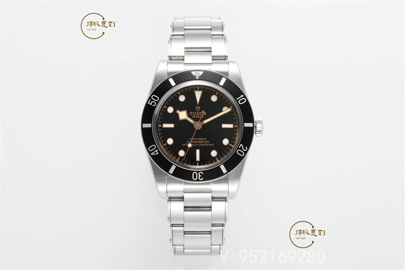 ZF廠帝舵碧灣系列37mm新品做工介紹,M79000N-0001-復刻表