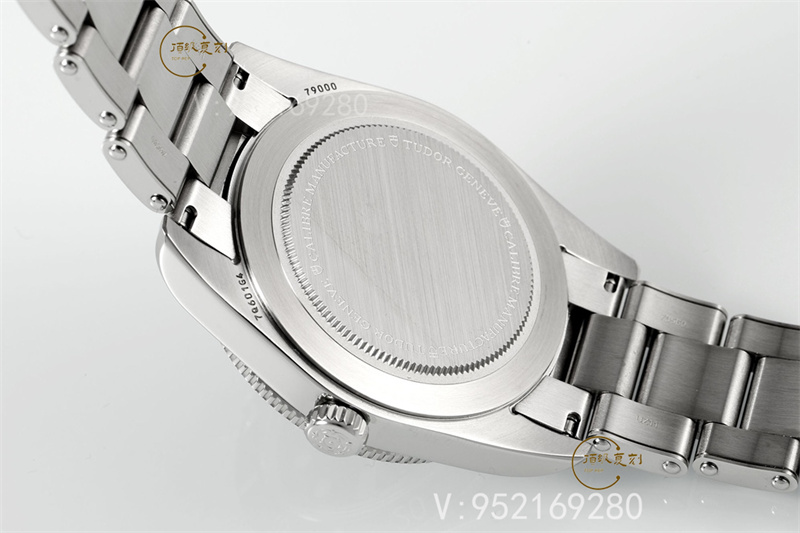 ZF廠帝舵碧灣系列37mm新品做工介紹,M79000N-0001-復刻表